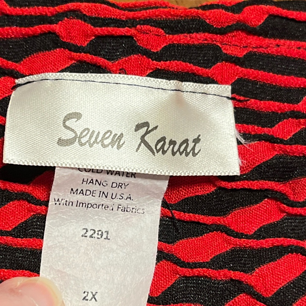 Red &Black Jacket 2X with ruffled Bell Sleeves & ruffled hem front. NWOT - Picture 5 of 5